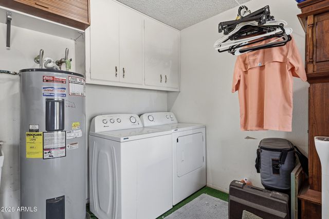 10101 W PINEAIRE Drive, Sun City, AZ 85351