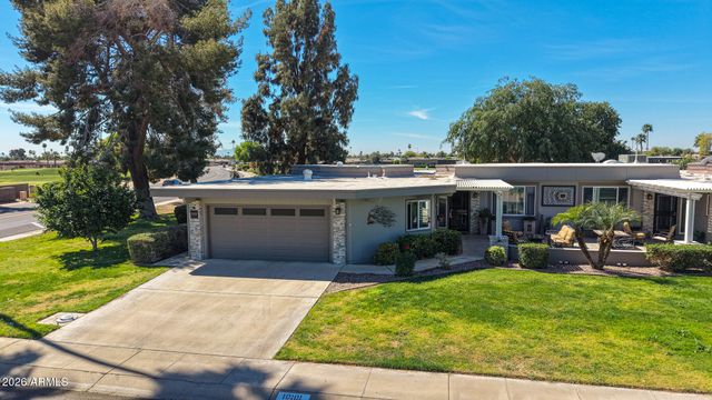 10101 W PINEAIRE Drive, Sun City, AZ 85351