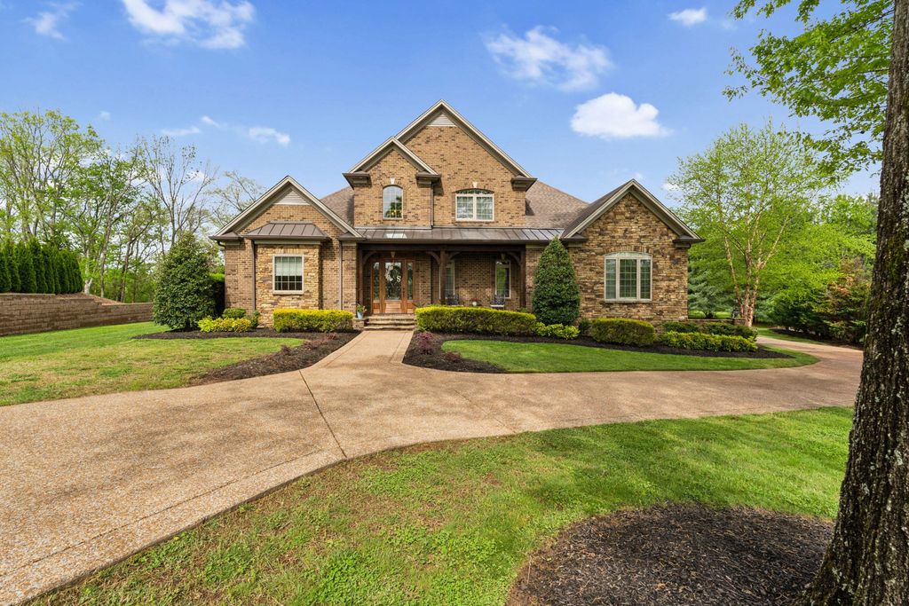 1018 Morchella Private Way, Hendersonville, TN 37075