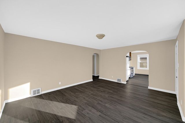 721 N Woodland Avenue, Michigan City, IN 46360