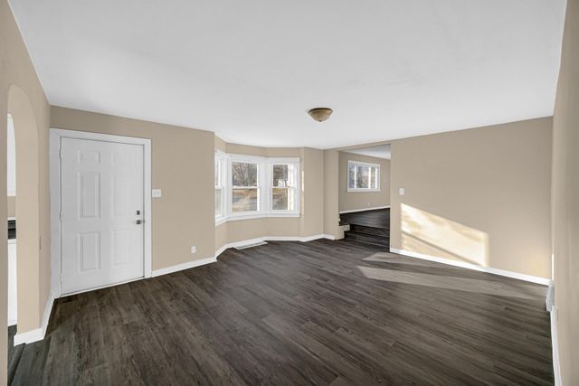 721 N Woodland Avenue, Michigan City, IN 46360