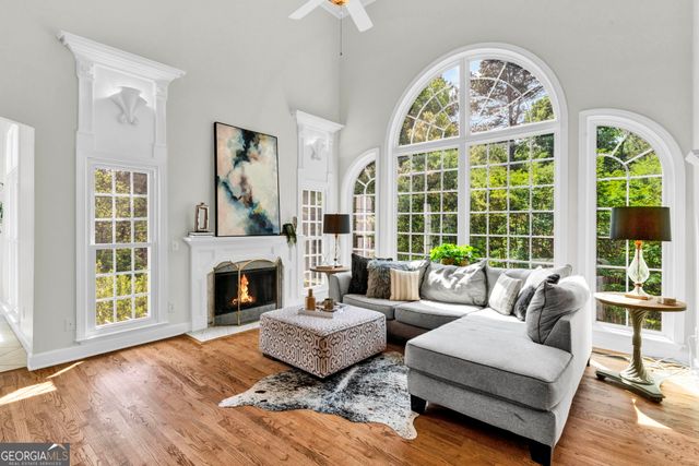 5555 Hampstead Way, Johns Creek, GA 30097