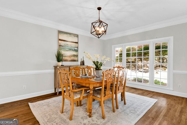 5555 Hampstead Way, Johns Creek, GA 30097