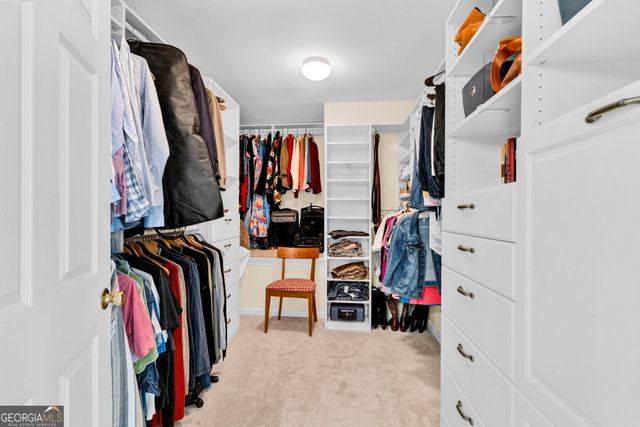 5555 Hampstead Way, Johns Creek, GA 30097