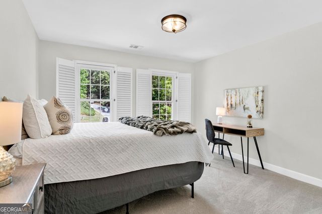 5555 Hampstead Way, Johns Creek, GA 30097