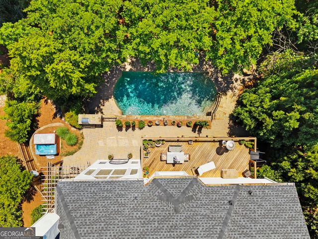 5555 Hampstead Way, Johns Creek, GA 30097