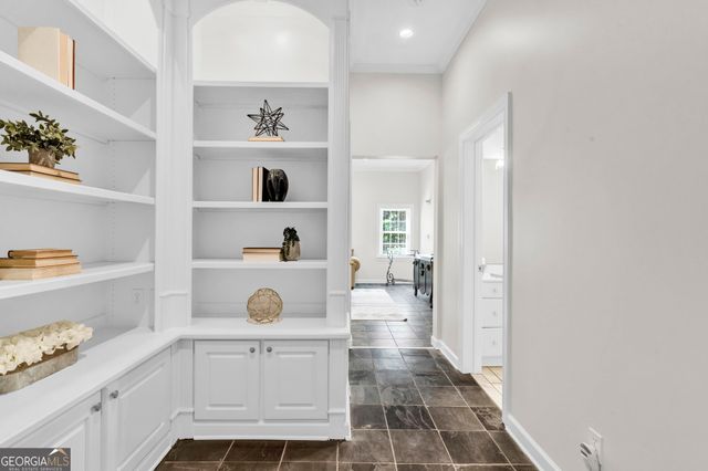 5555 Hampstead Way, Johns Creek, GA 30097