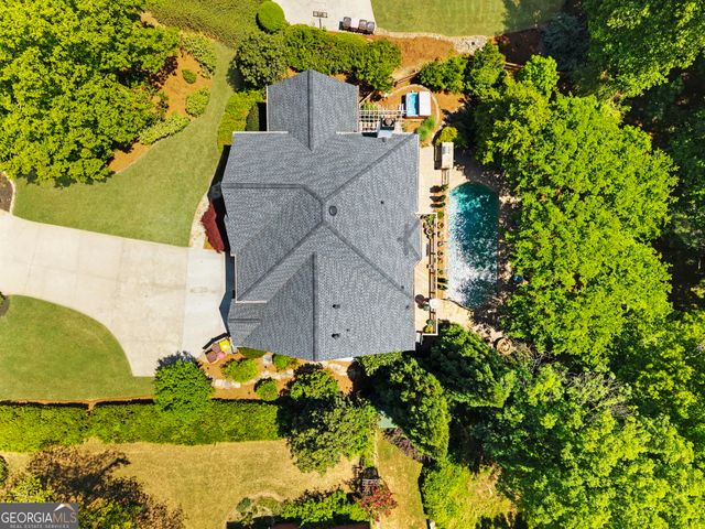 5555 Hampstead Way, Johns Creek, GA 30097