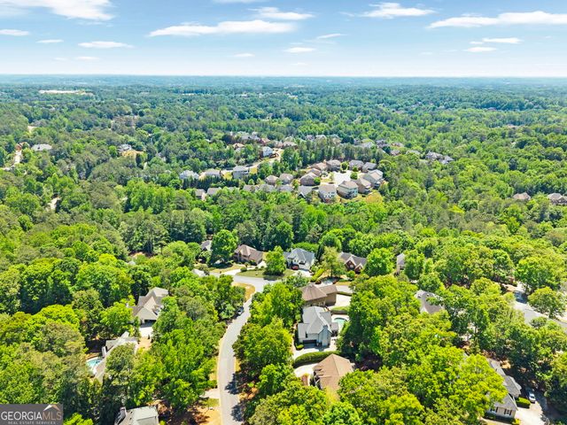 5555 Hampstead Way, Johns Creek, GA 30097