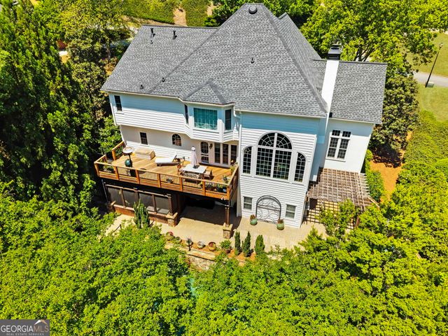5555 Hampstead Way, Johns Creek, GA 30097