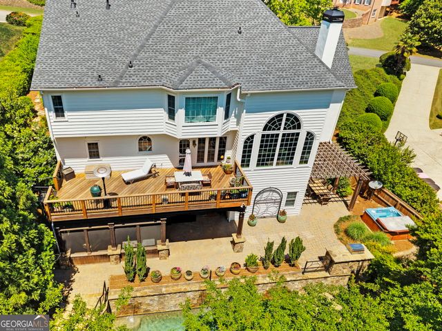 5555 Hampstead Way, Johns Creek, GA 30097