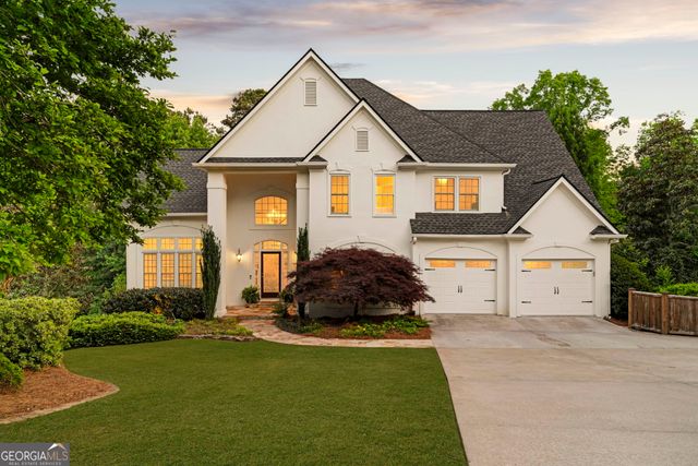 5555 Hampstead Way, Johns Creek, GA 30097
