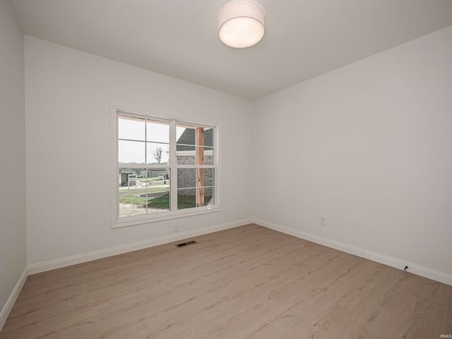 3575 Sand Drive, Newburgh, IN 47630