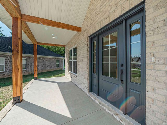 3575 Sand Drive, Newburgh, IN 47630