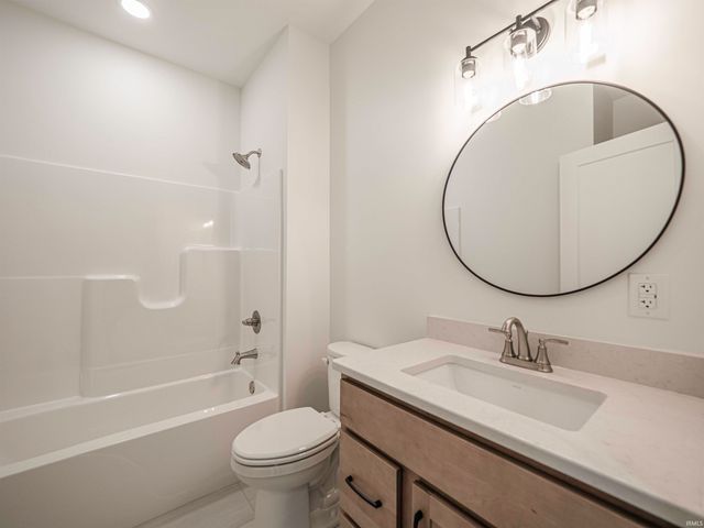 3575 Sand Drive, Newburgh, IN 47630