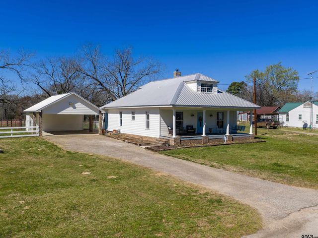 117 Starnes St., Winona, TX 75792