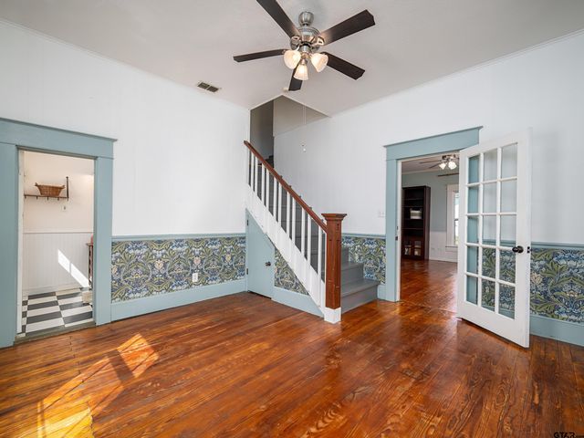 117 Starnes St., Winona, TX 75792