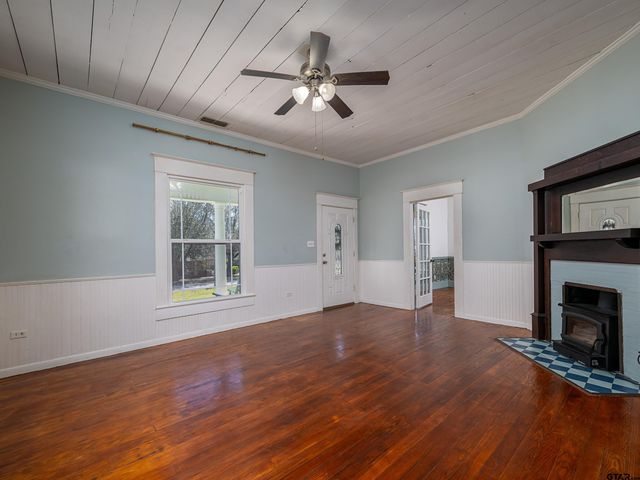 117 Starnes St., Winona, TX 75792