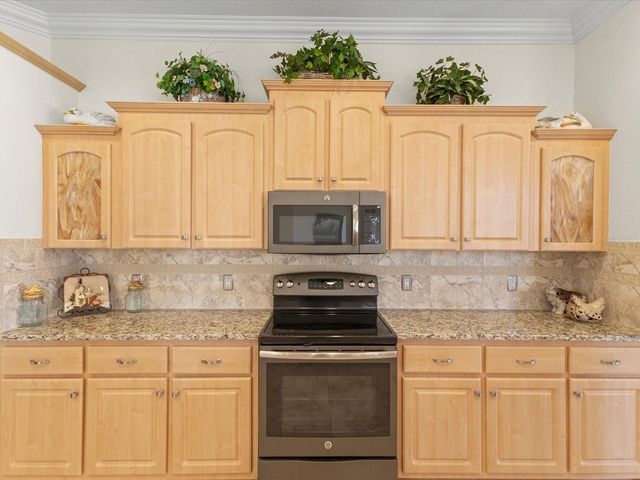 13417 WHITEHAVEN COURT, Spring Hill, FL 34609