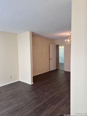 1915 ELSWORTHY ST, San Antonio, TX 78248