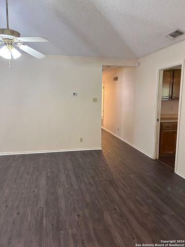 1915 ELSWORTHY ST, San Antonio, TX 78248