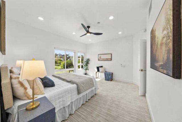12122 Royal Birkdale Row 303, San Diego, CA 92128