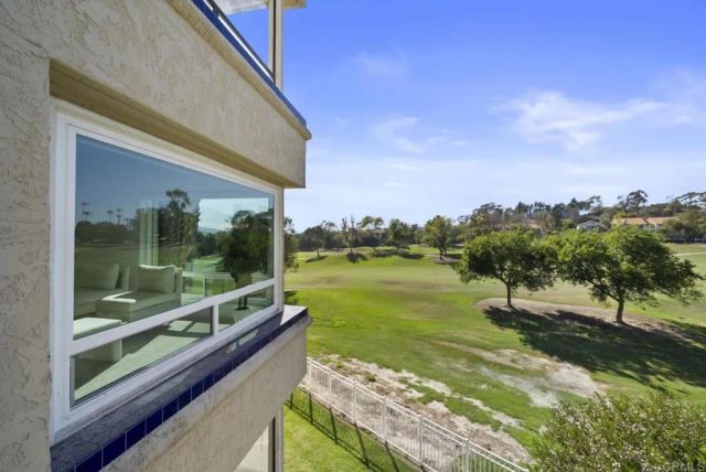 12122 Royal Birkdale Row 303, San Diego, CA 92128