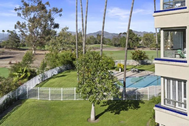 12122 Royal Birkdale Row 303, San Diego, CA 92128