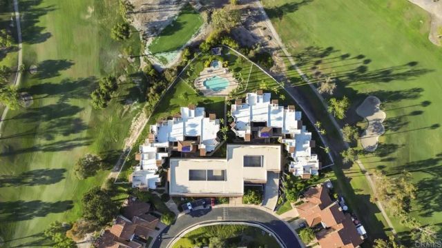 12122 Royal Birkdale Row 303, San Diego, CA 92128