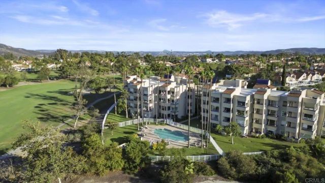 12122 Royal Birkdale Row 303, San Diego, CA 92128