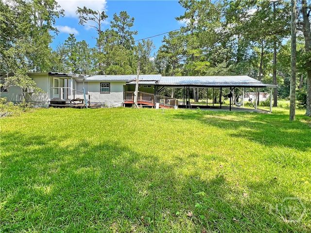 315 Garrison Street, Pembroke, GA 31321