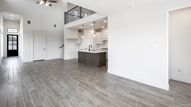 1914 Friedrich Way, New Braunfels, TX 78130