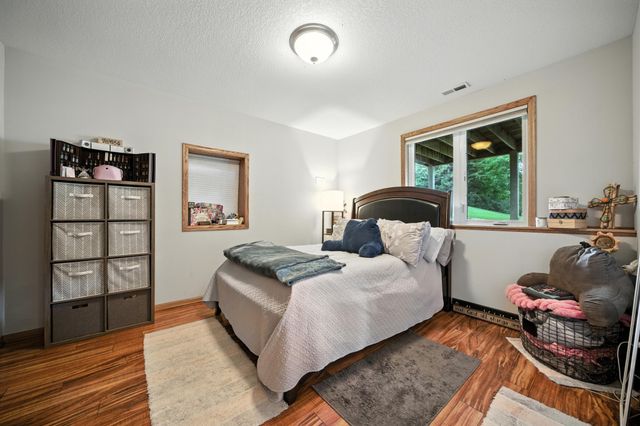 9200 E Belvedere Drive S, Eden Prairie, MN 55347