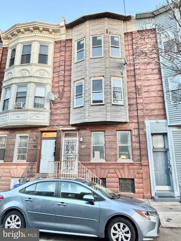 1627 S 8TH ST, Philadelphia, PA 19148