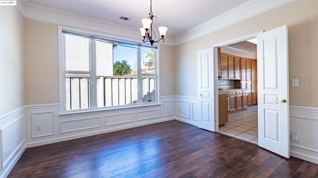 4705 Golden Bear Dr, Antioch, CA 94531