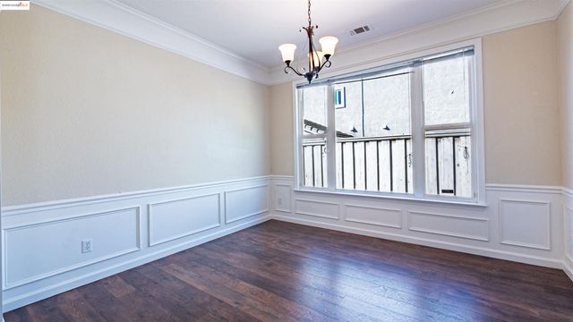 4705 Golden Bear Dr, Antioch, CA 94531