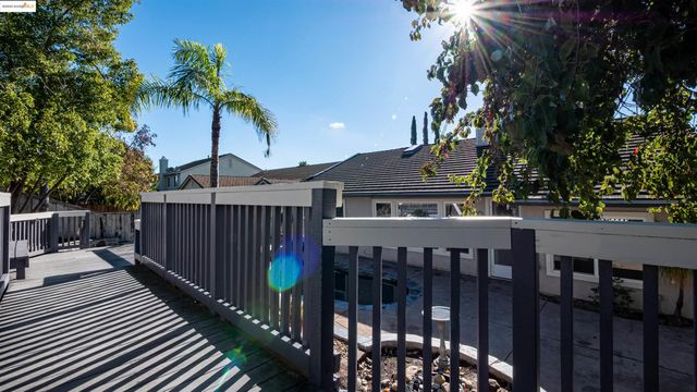 4705 Golden Bear Dr, Antioch, CA 94531