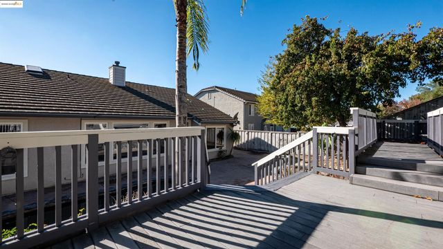 4705 Golden Bear Dr, Antioch, CA 94531