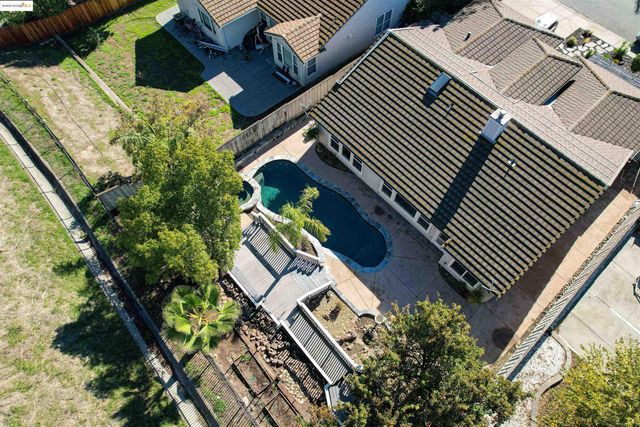 4705 Golden Bear Dr, Antioch, CA 94531