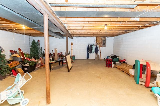 57 Russ St, South Union Twp, PA 15401