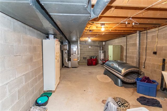 57 Russ St, South Union Twp, PA 15401