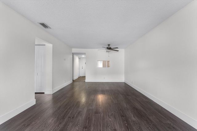 7951 Southgate Boulevard F9, North Lauderdale, FL 33068