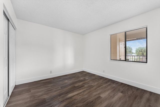 7951 Southgate Boulevard F9, North Lauderdale, FL 33068