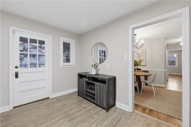 1041 Manchester AVE, Norfolk, VA 23508