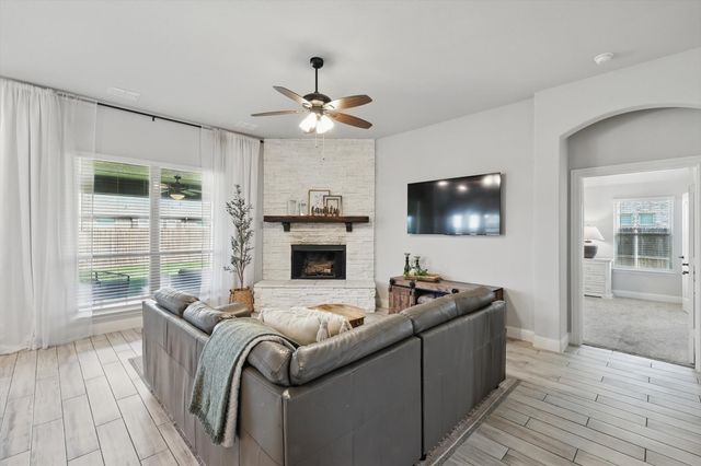 4821 Windfern Way, Midlothian, TX 76065