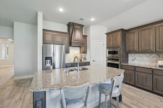 4821 Windfern Way, Midlothian, TX 76065