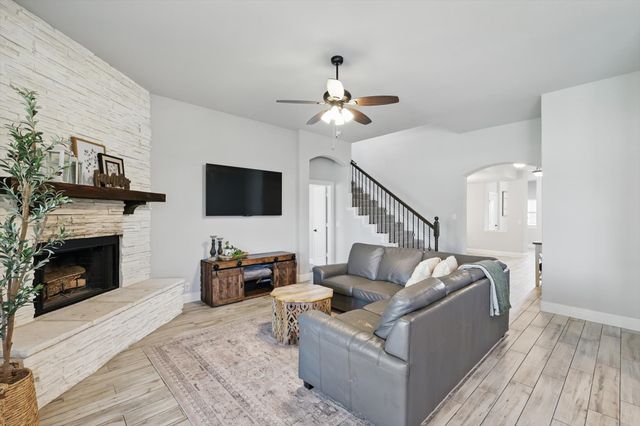 4821 Windfern Way, Midlothian, TX 76065