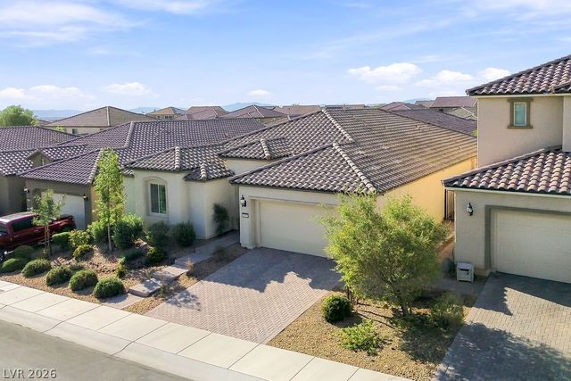 9945 Bristlecone Skye Avenue, Las Vegas, NV 89166
