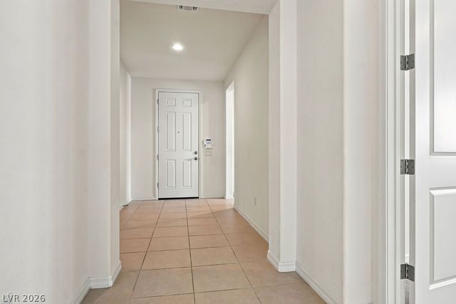9945 Bristlecone Skye Avenue, Las Vegas, NV 89166