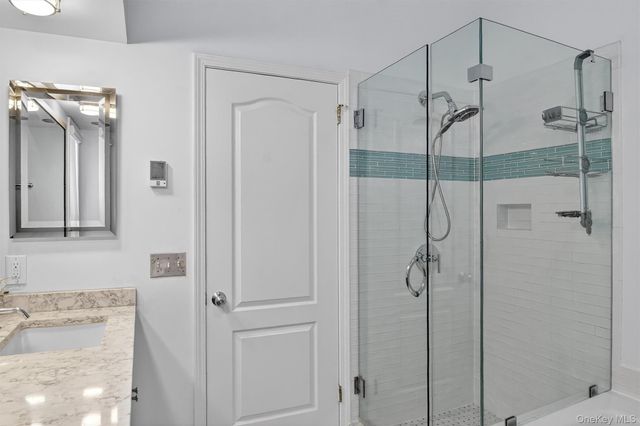 23 Berrybush Lane, Hastings-on-hudson, NY 10706